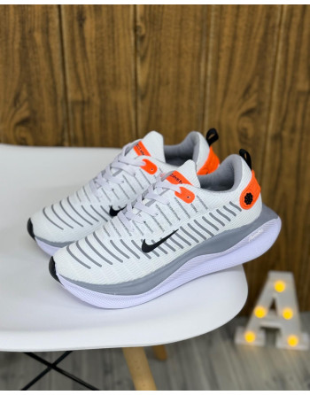 NIKE INFINITY SK