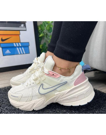 Nike V2K – Suela Liviana en...