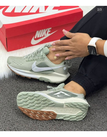 NIKE TRAIL AAA TM
